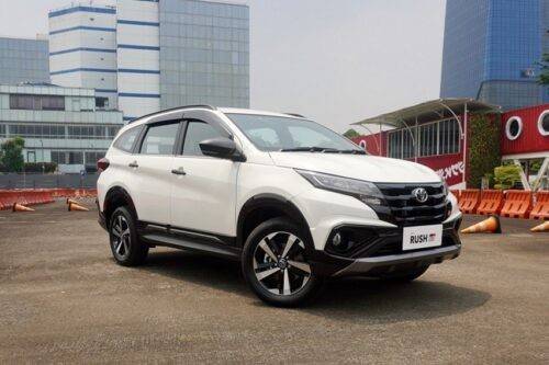 Pilihan Low SUV Jelang Lebaran, Seharga Mulai Rp200 Jutaan Pilihan Low SUV Jelang Lebaran, Seharga Mulai Rp200 Jutaan